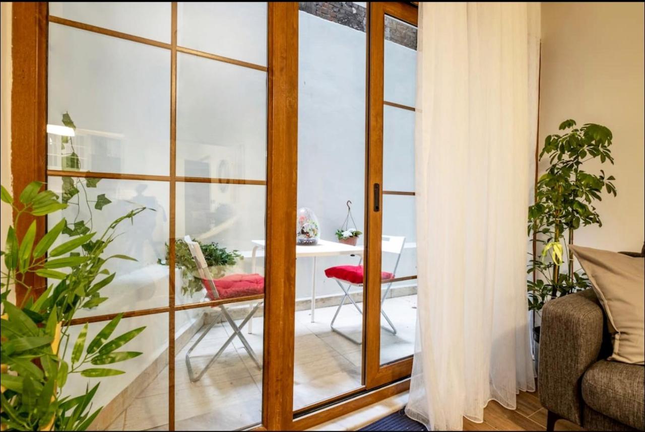 شقة Spacious And Comfy 2Br In The Heart Of Cihangir اسطنبول المظهر الخارجي الصورة